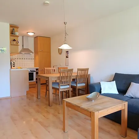 2-raum Krokus - Hallenbad & Sauna Apartment
